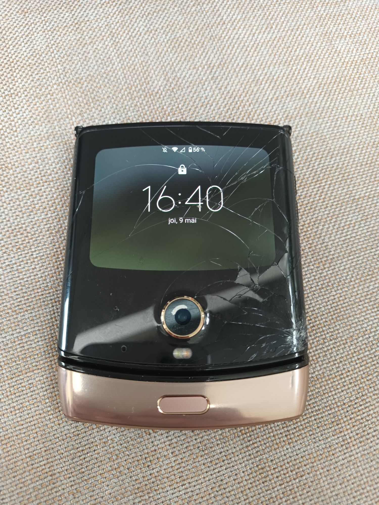 Motorola Razr (XT2000-2)