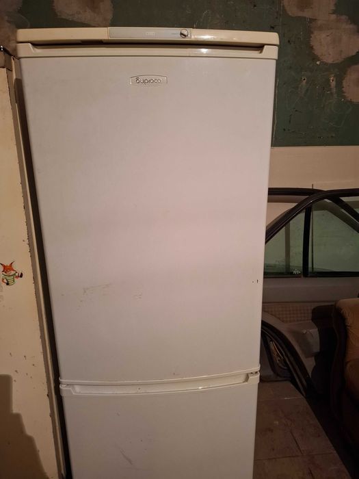 Продам холодильник бирюса