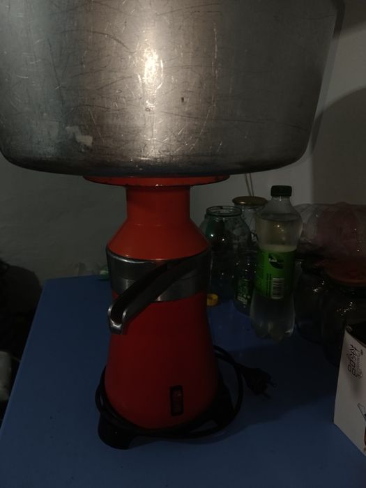Продам сипаратор для молока