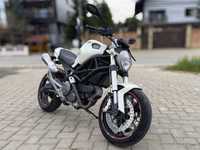 Ducati Monster 696