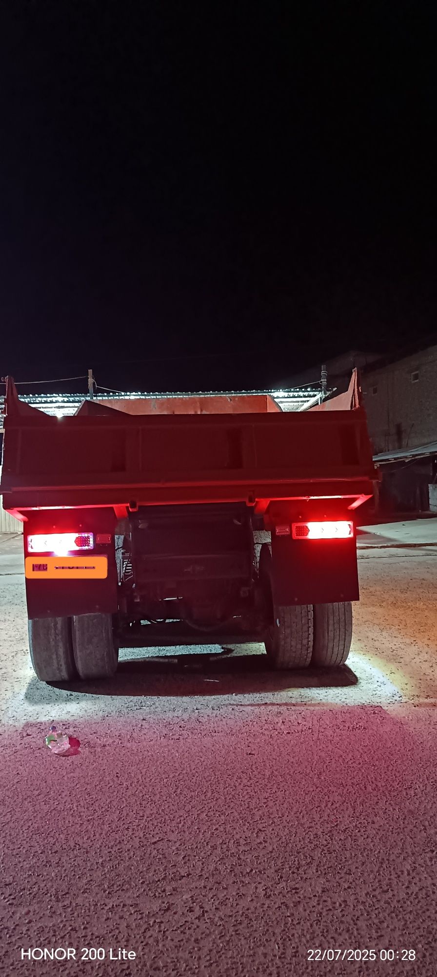 Kamaz sotiladi yili 1989 yoqilg‘i dizel hamma joyi naxadu.