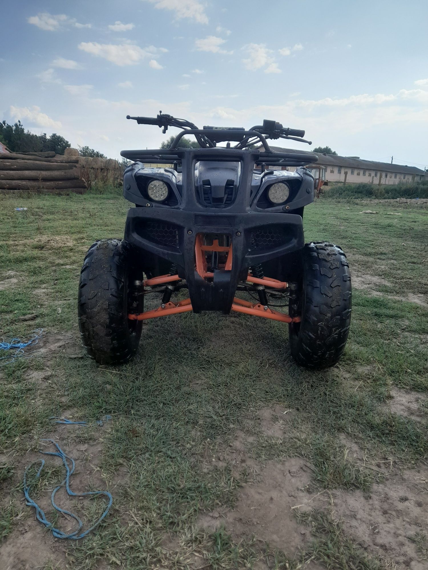 Vând ATV de 250 cc