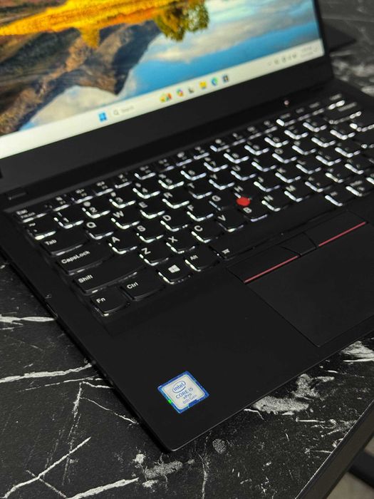 Kuchli Noutbuk Lenovo ThinkPad X1 Carbon