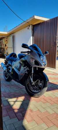 Suzuki gsxr 1300 hayabusa nelimitat