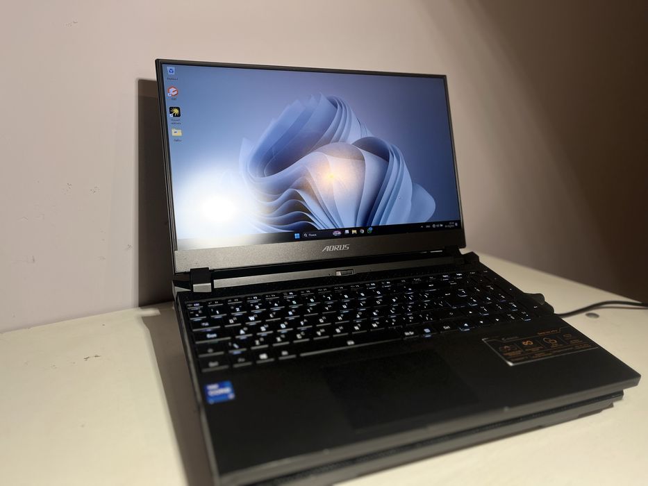 Gigabyte Aorus 15P i7 RTX3070
