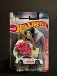 Персонализиран подарък с количка HotWheels по избор