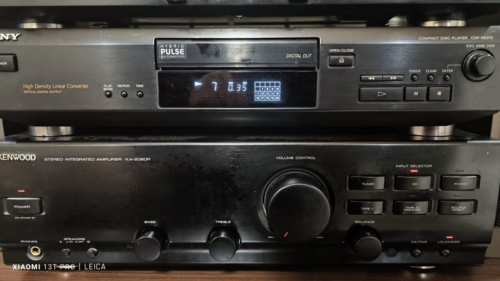 CD Player Sony CDP-XE210