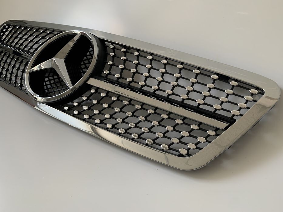 Решетка за Mercedes C Class W203 00-07 Седан