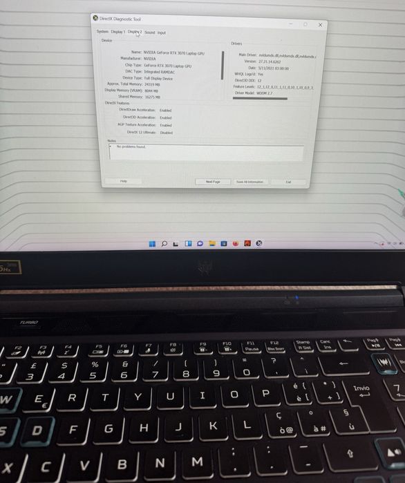 Laptop RTX 3070 Display 4K pe 165 HZ  Predator Helios 300 i7-11800H