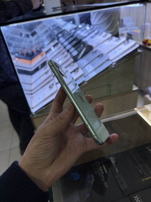 iphone 11 128 gb 185$