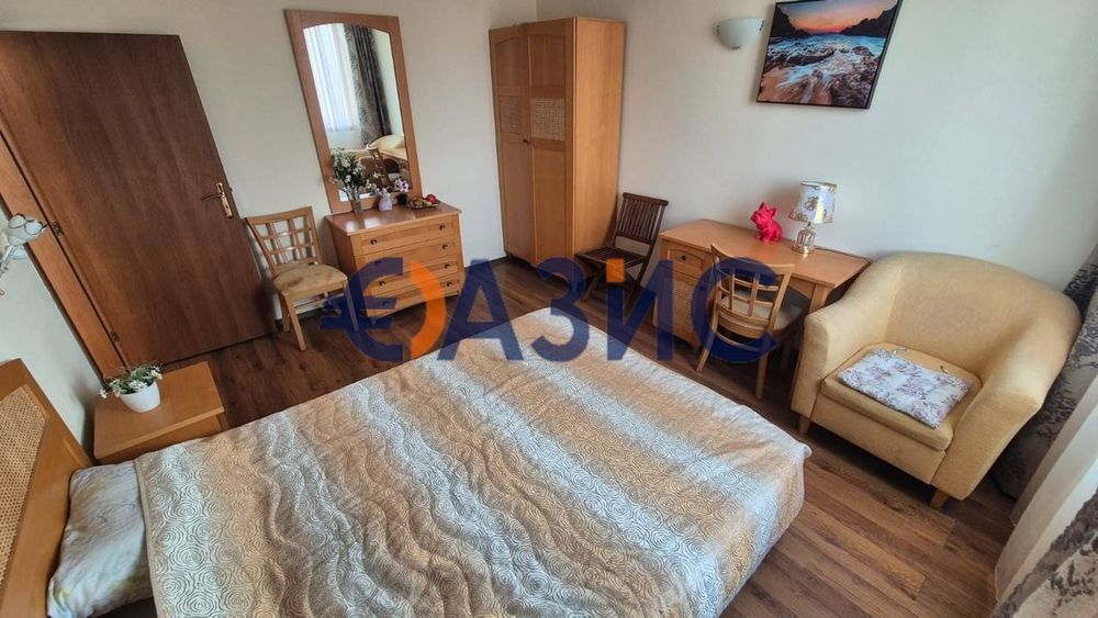 Продава се Двустаен апартамент в к.к. Слънчев бряг - 66 кв.м за 1235 €/кв.м - Снимка #8