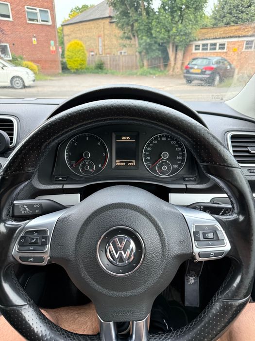 Vând VW Scirocco
