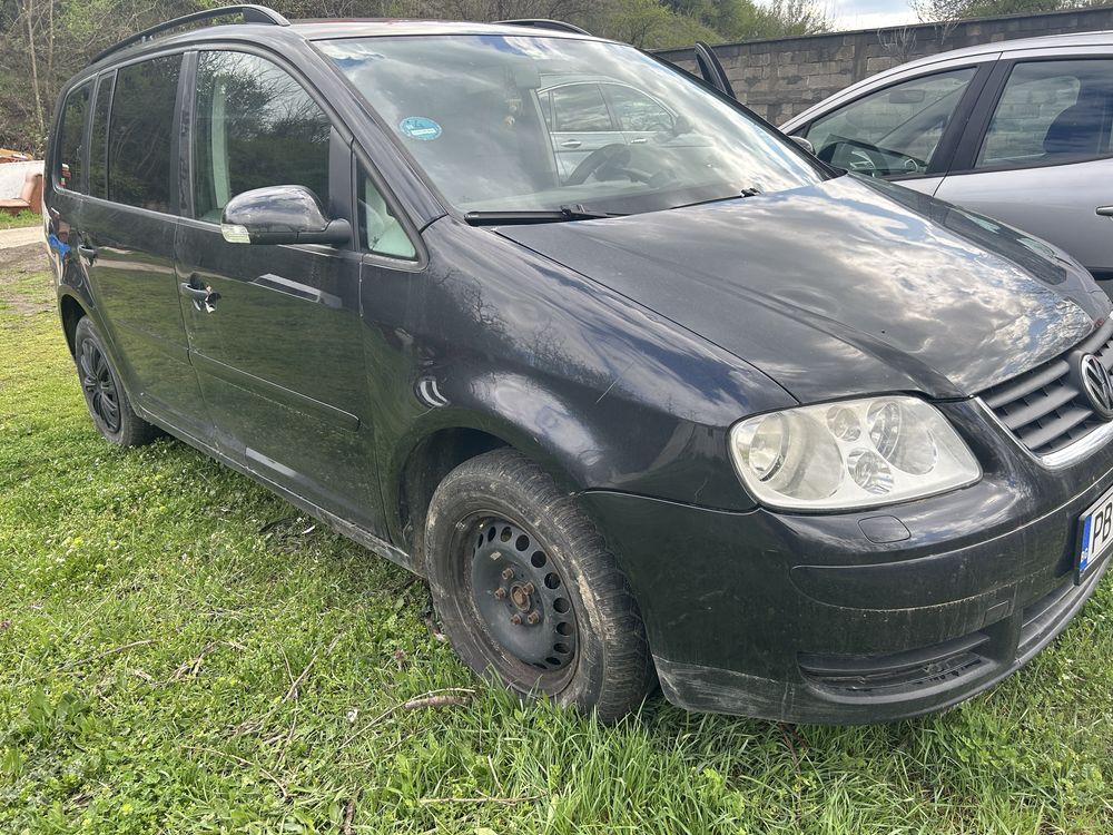 на части Touran 1.6 8v