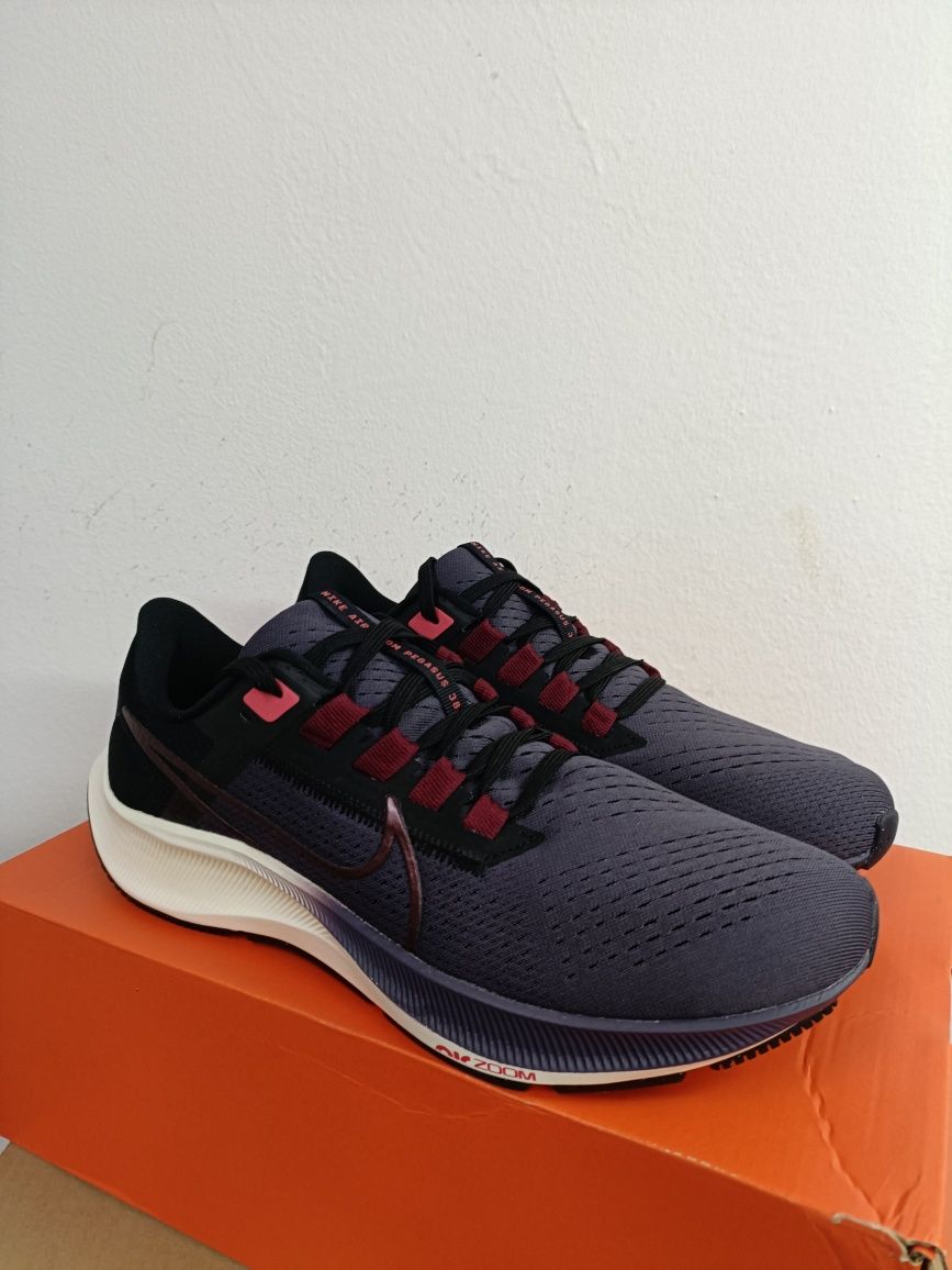 Nike Air Zoom Pegasus 38 номер 41