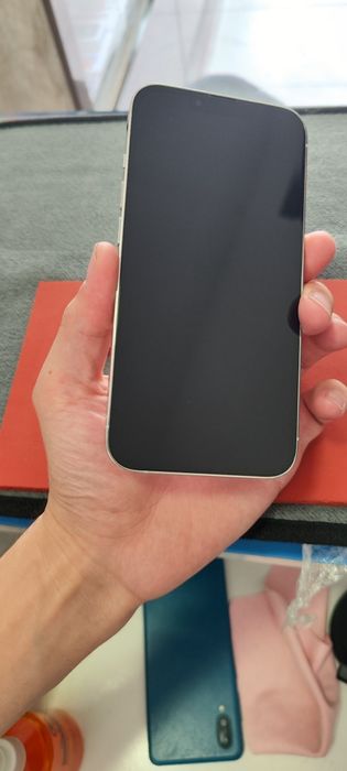 Iphone 13 pro.  Nok