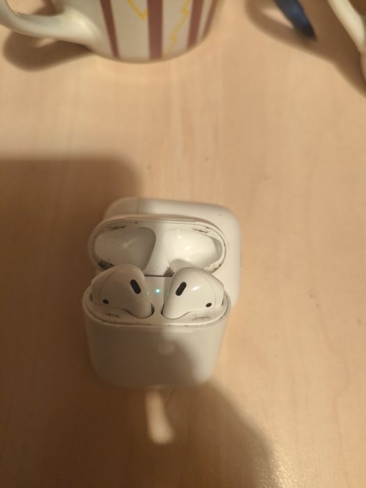 Okazie!!!Căști Apple  generația 1