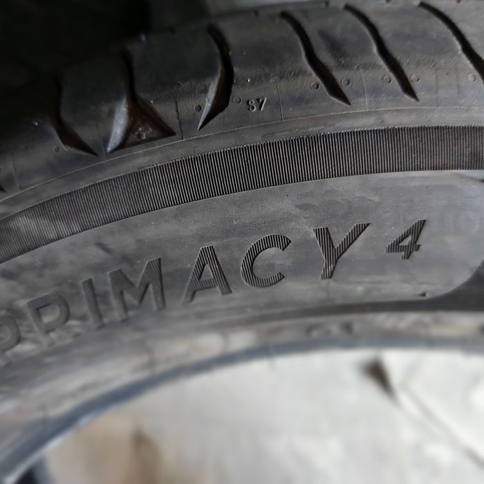 215/60/17"Michelin 1бр.гума. дот 2024