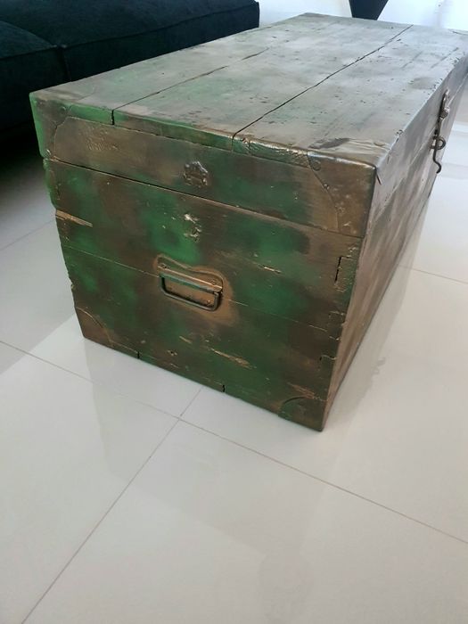 Cufăr militar antichizat/masă cafea retro