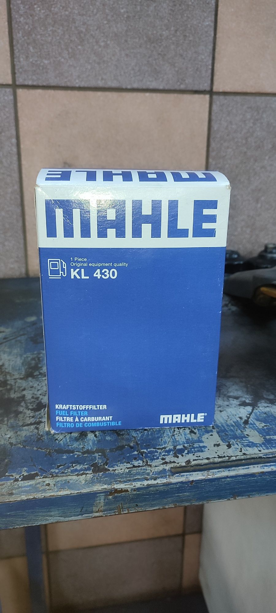 Filtru de combustibil MAHLE KL 430