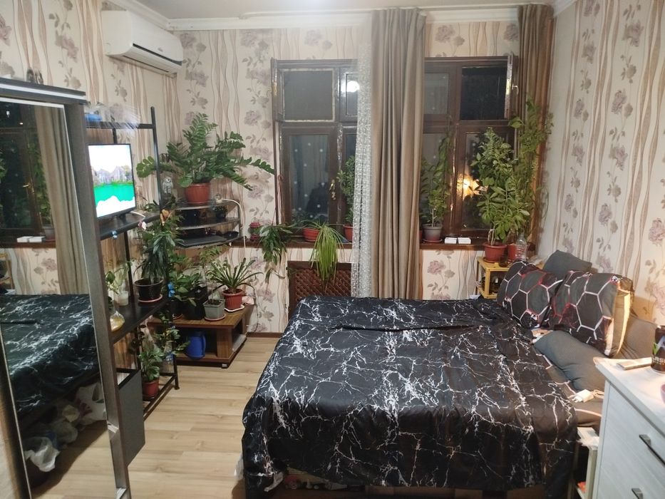 Срочно Продам квартиру 2ком переделано в 3ком яшнобаский район