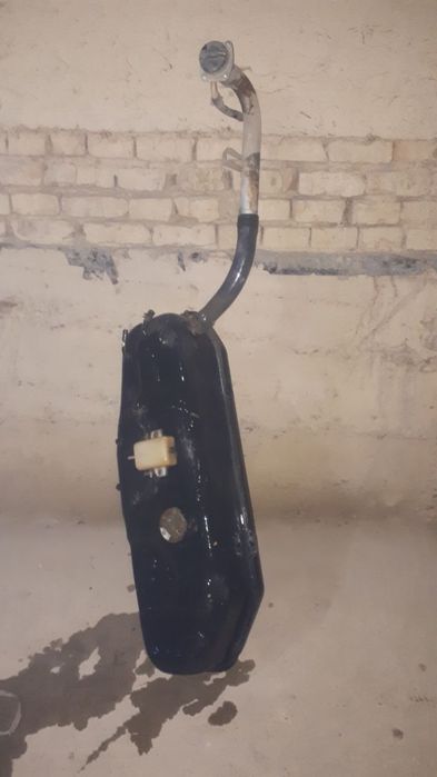 Дамас бензин бак