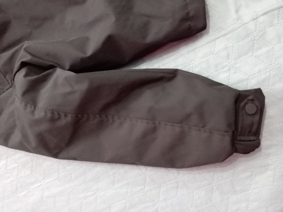 Geaca neagră, marca Zara, mărime 11-12ani