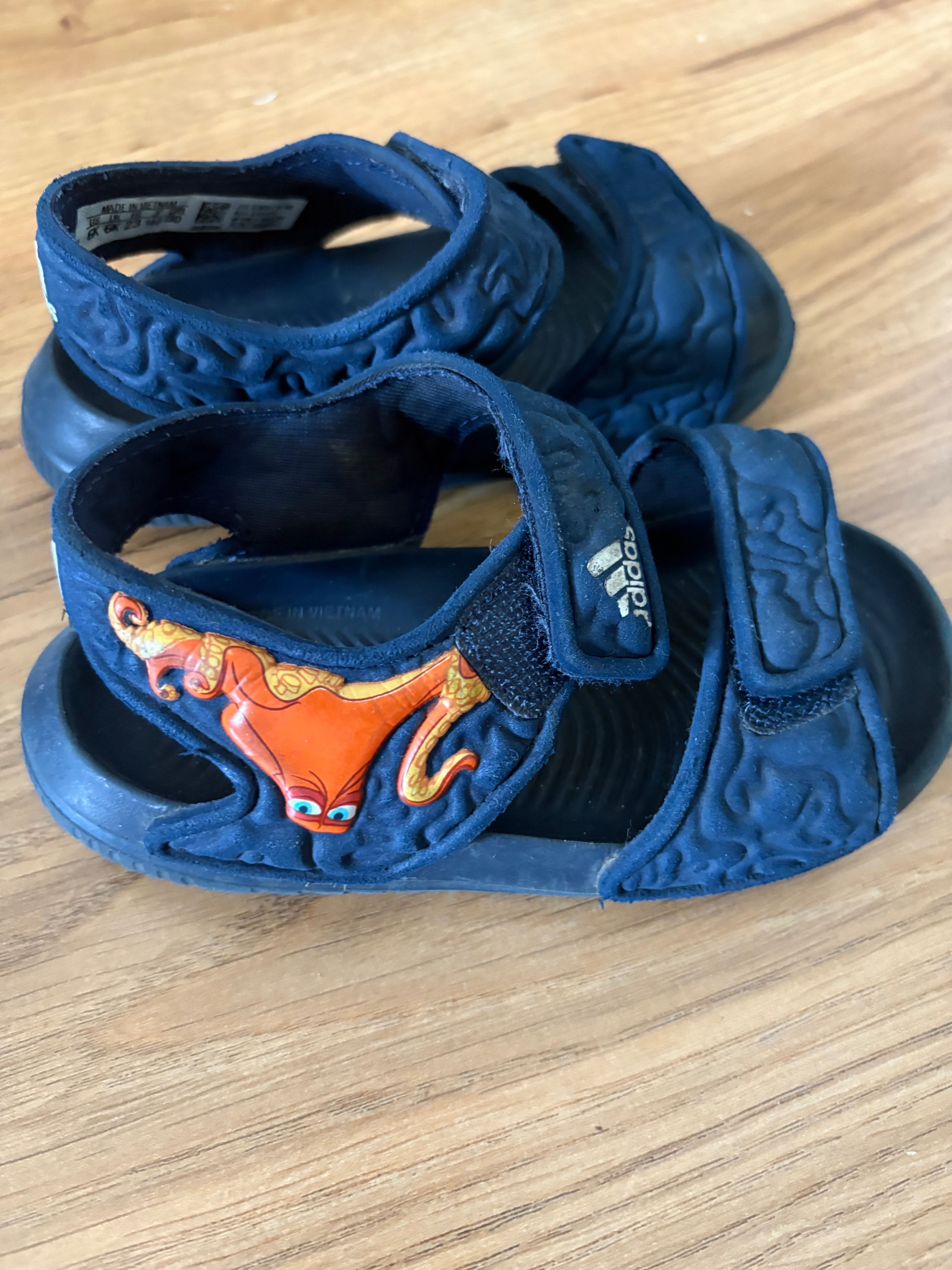 Adidas сандали 23 номер