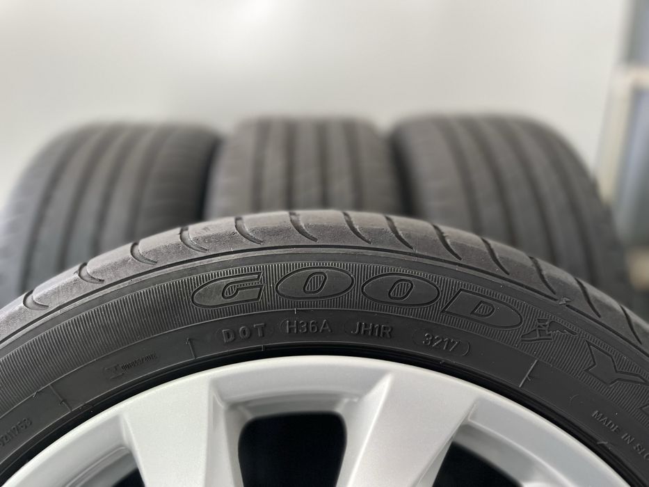 Оригинални джанти 17 цола 5х114,3 за Мазда 6 с летни гуми 215/50/17