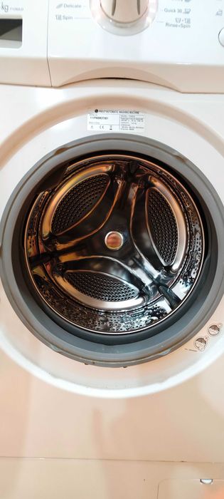 Masina spalat automata LG 5 kg/ 13 programe spalare, slim