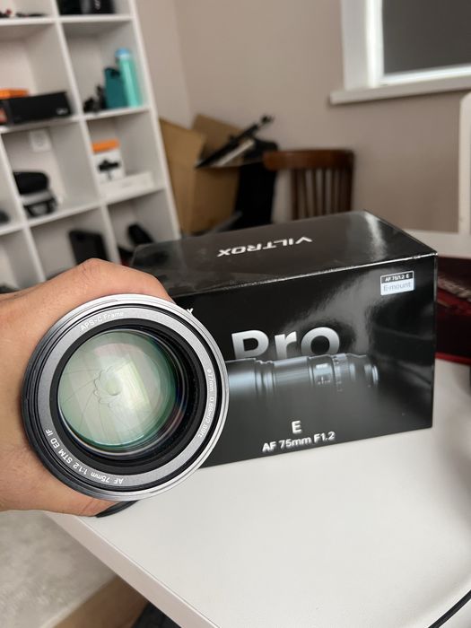 Обьектив viltrox PRO 75 1.2 f для Sony E