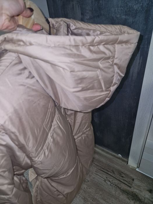 Страхотно ново яке с качулка