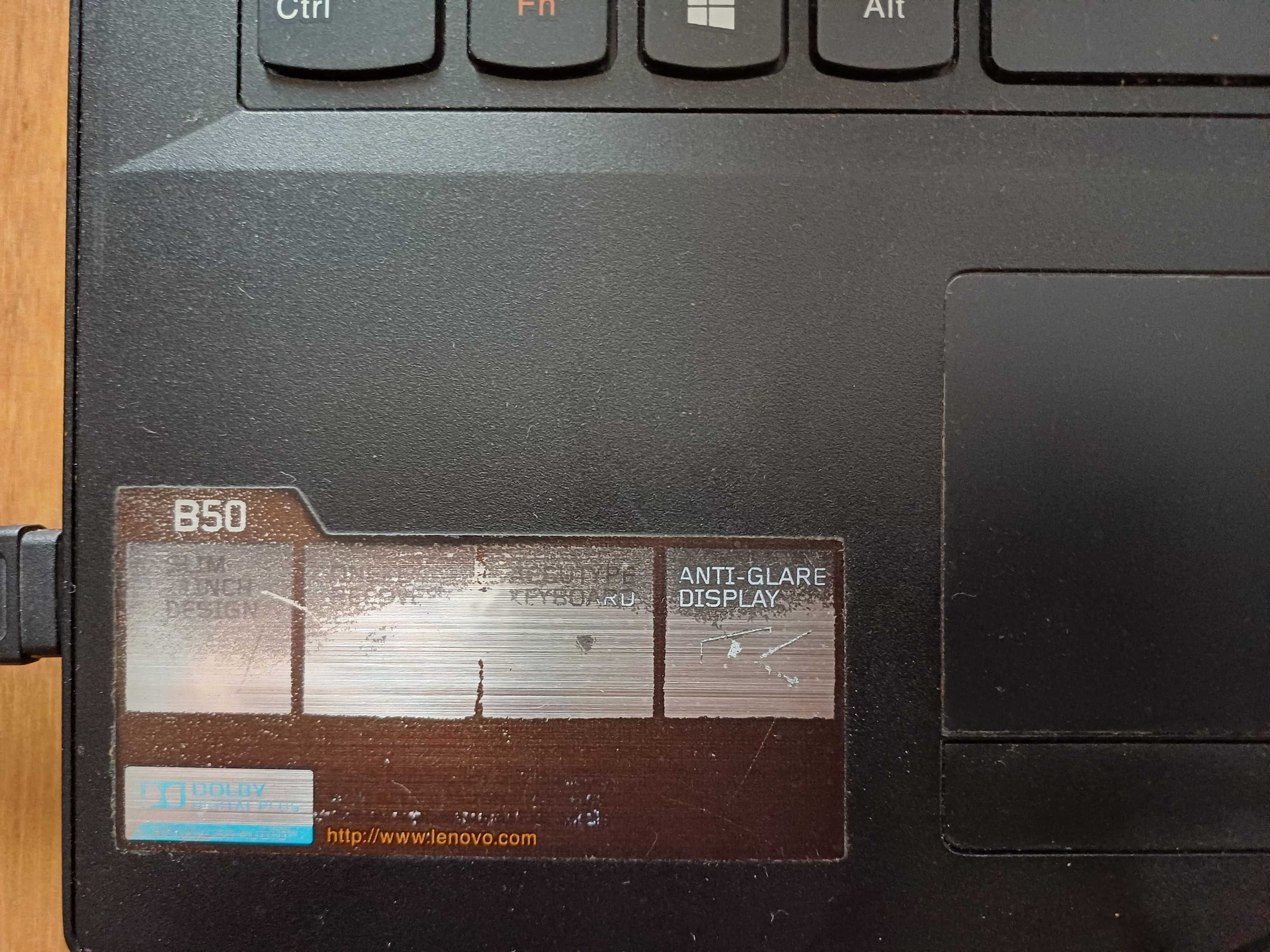 Laptop Lenovo B50-50 Intel Core i3- 5005U - utilizat + accesorii