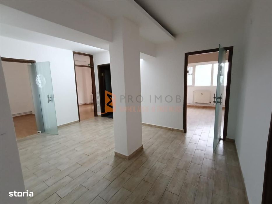 Apartament 3 camere cf1 decomandat zona Centru