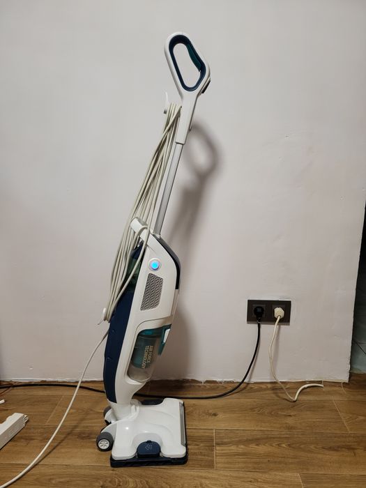 Aspirator Rowenta cu fir 1500w.