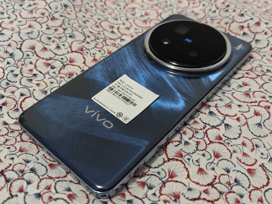 Нов Vivo X200 Pro 16/512 син - 200mpx Zeiss камера; 6000mAh