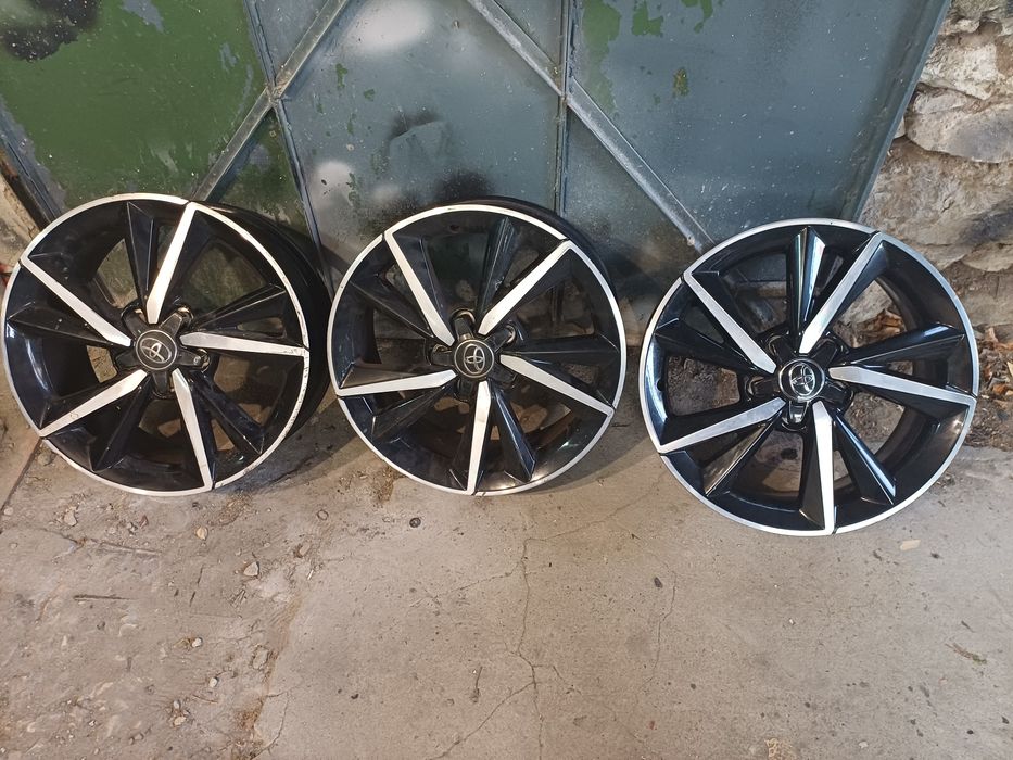 Джантa 17"  Toyota Auris