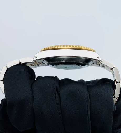 Rolex Submariner Date 40mm  Steel / Gold (aur / otel)