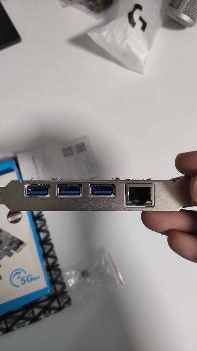 Placă de rețea 2.5Gbps + 3x USB