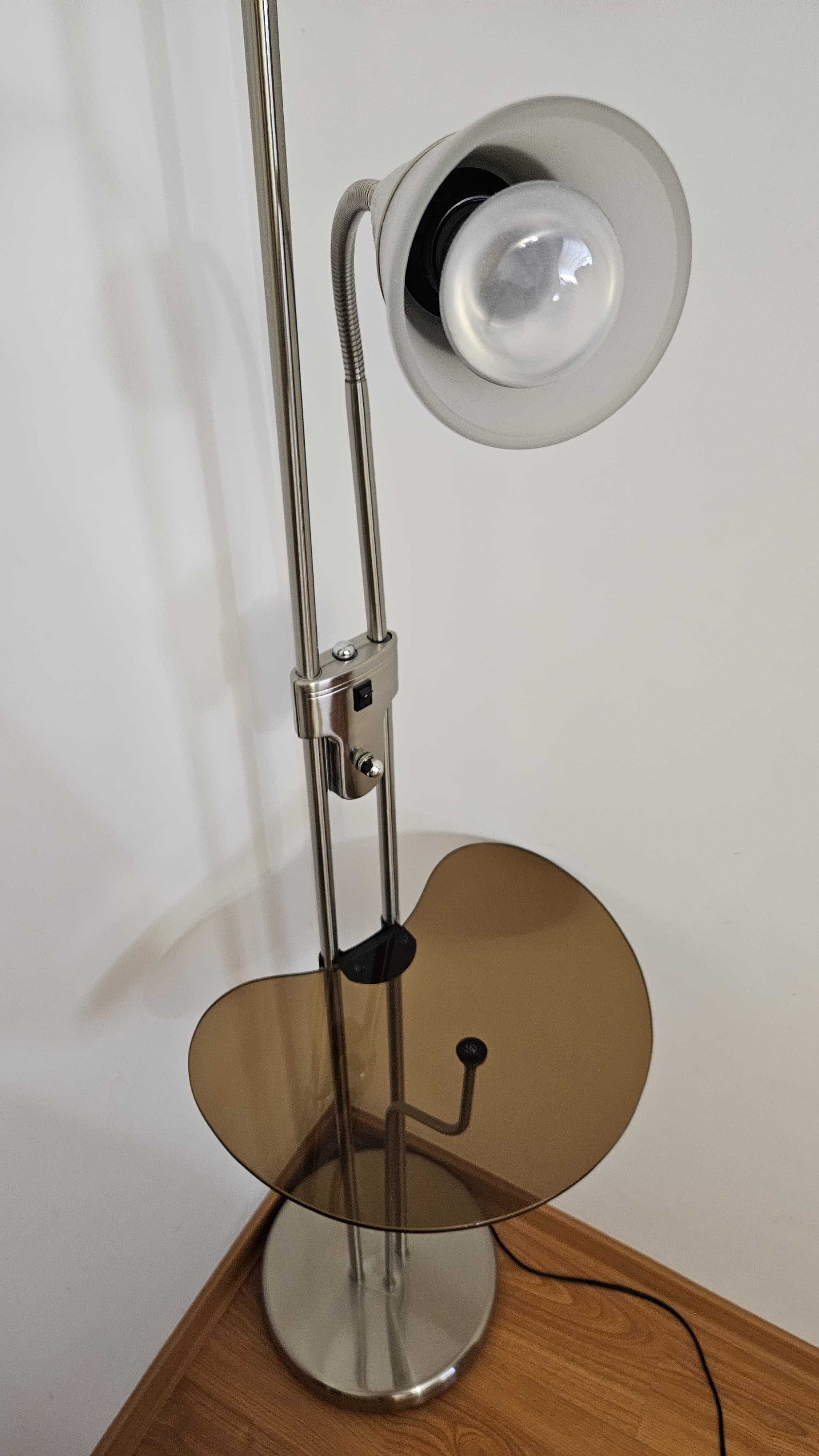 Lampadar de sufragerie