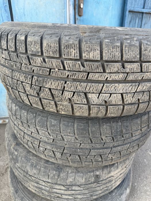 Резина 215/60/17