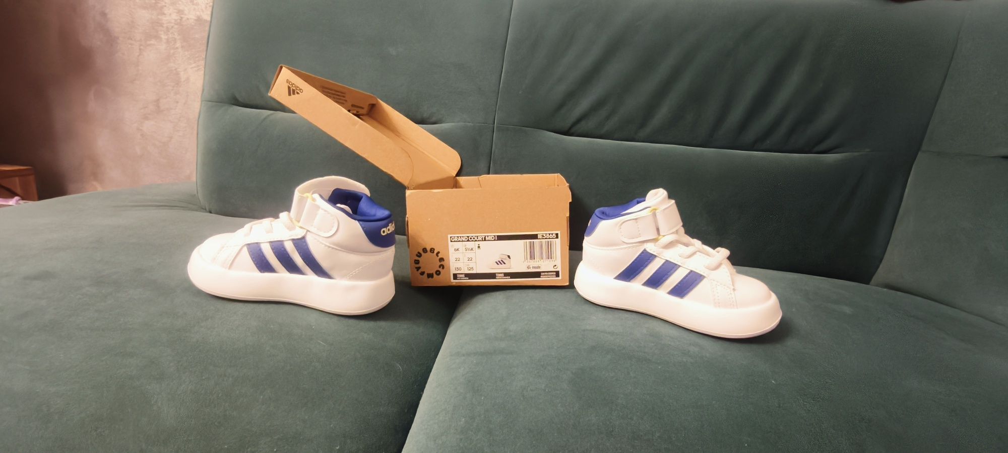 Adidas bebelusi Bubble Grand Court
