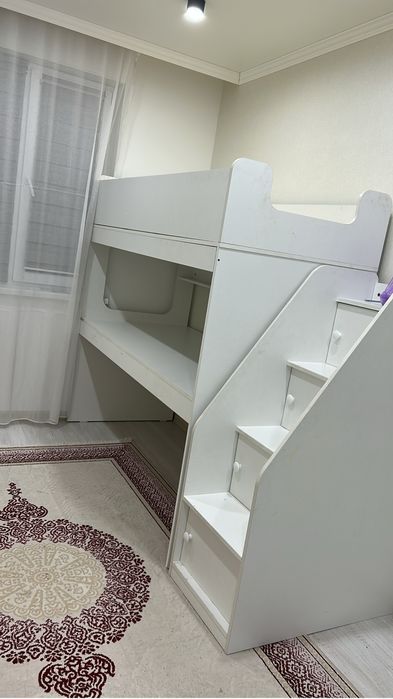 Продам кровать-парту 2в1