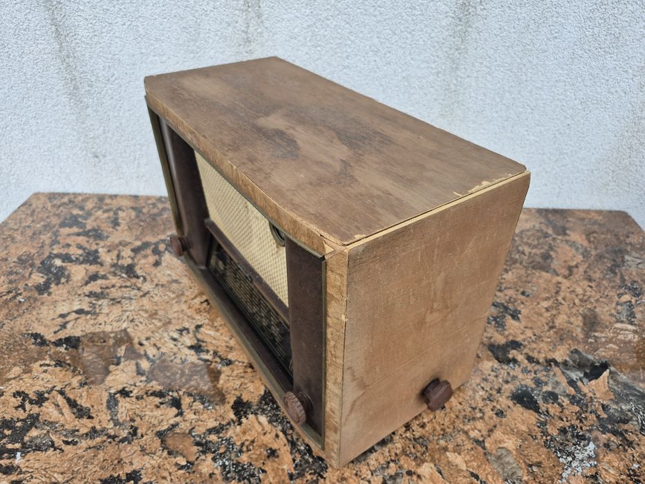 Vand cu lampi marca Lorenz 52k ,made in Germania fabricat in anul 1951