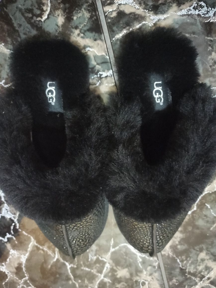 UGG пантофи дамски