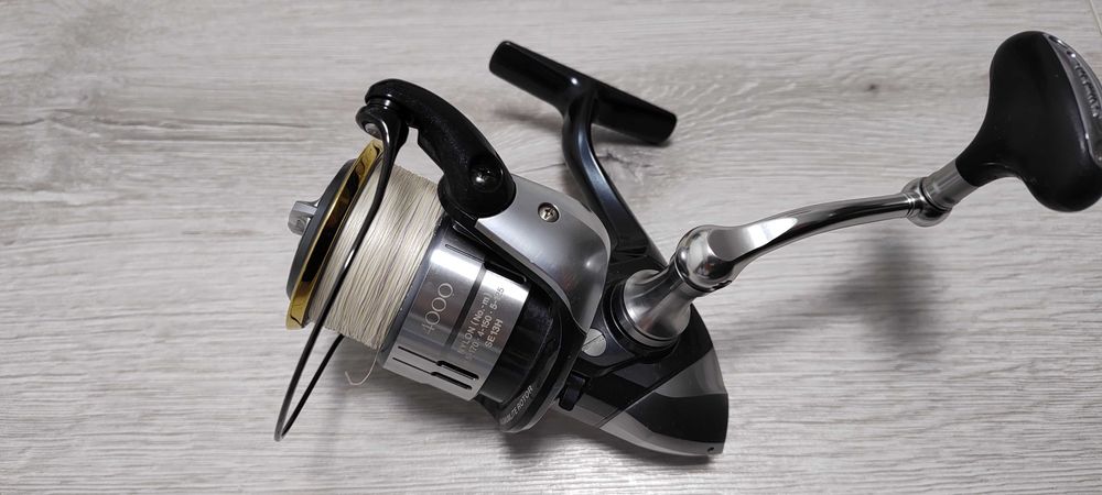 Mulineta Shimano Vanquish 4000 F