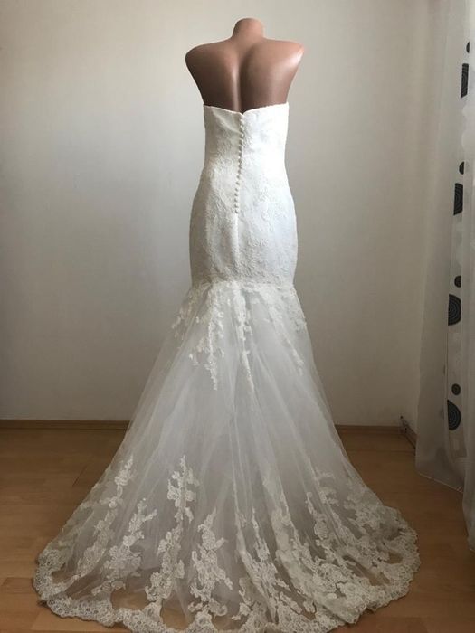 Vand rochie de mireasa din dantela, marimea S/M,  Natalia Vasiliev