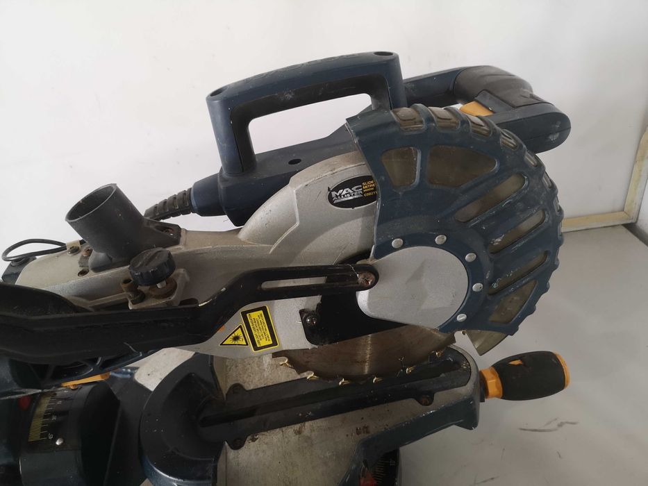 Циркуляр пендула - MacAllister 1400W / 210mm