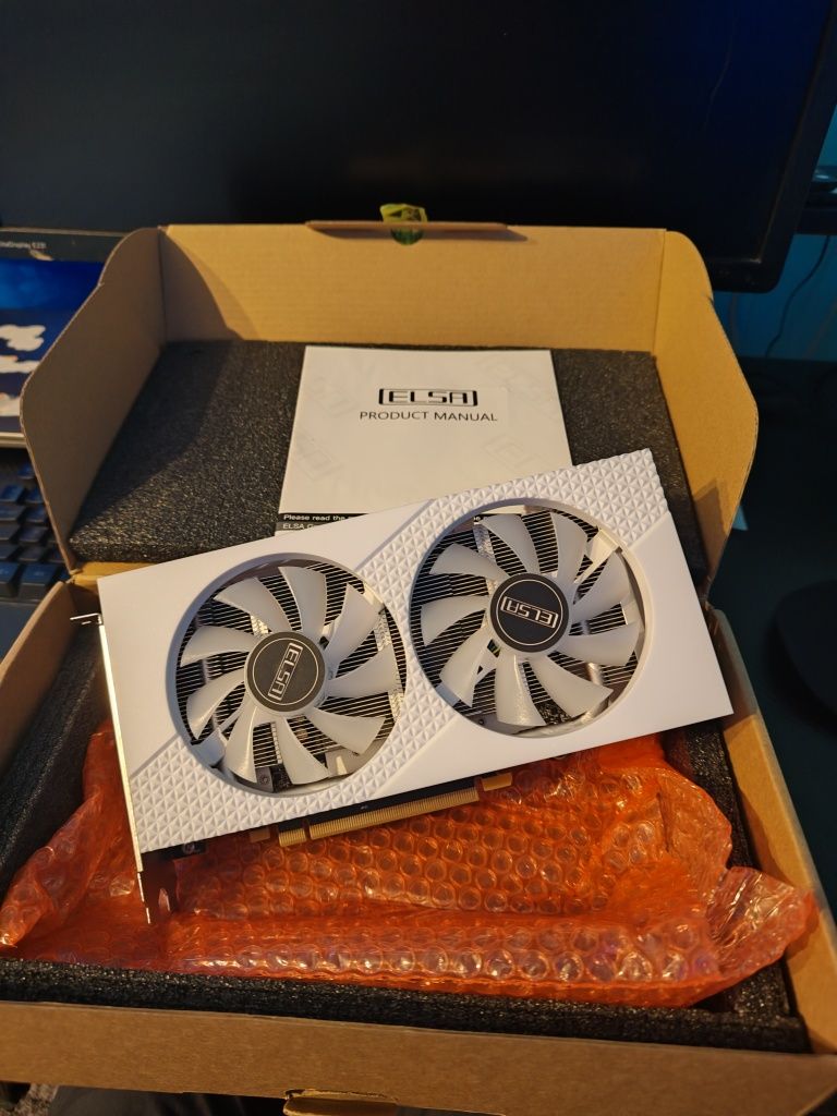 Vând placa video RX 580 ,8gb