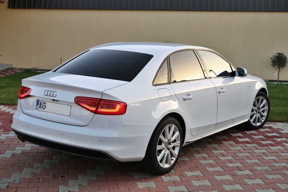 Audi A4 B8 / 2014 / 2.0 TDI 150CP / Cutie automata / CarPlay / Camera