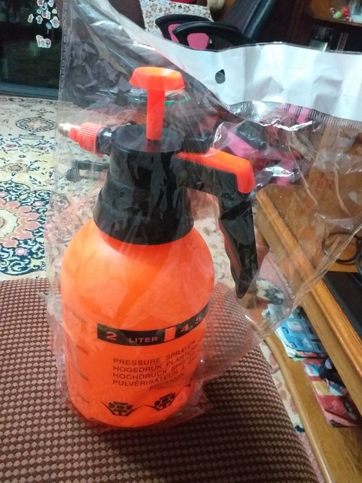 Pulverizator cu presiune  2 L